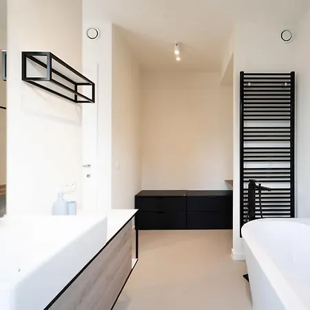 Duplex In * Антверпен